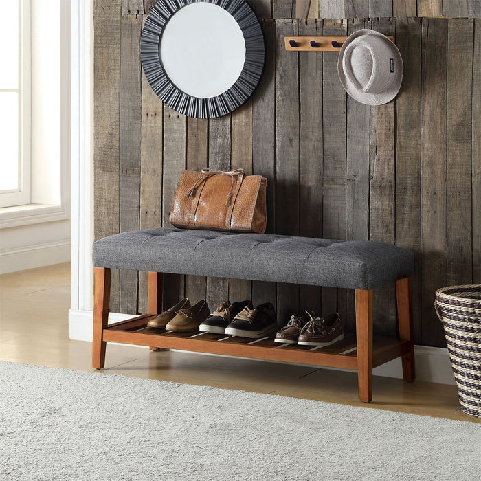 Charla - Bench